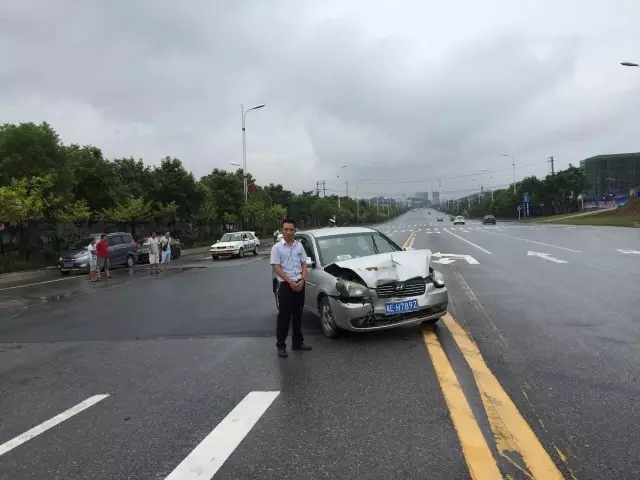 邵陽天嬌國際汽車城,邵陽北京現(xiàn)代,邵陽鈑噴